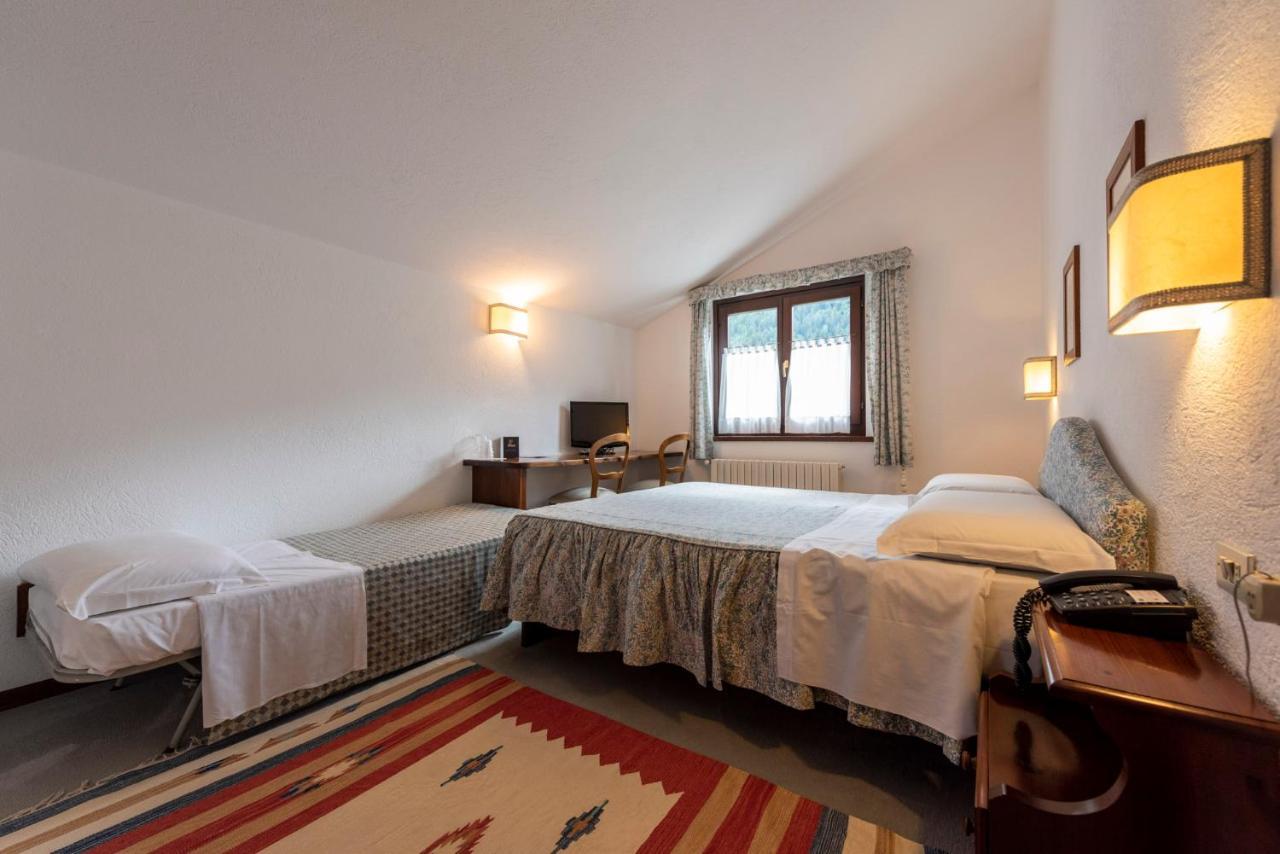 Hotel Triolet Courmayeur Exterior foto